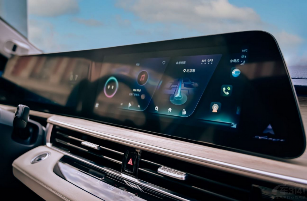 奇瑞汽車艾瑞澤8:一個(gè)合格的車圈“卷王” 奇瑞汽車艾瑞澤8:一個(gè)合格的車圈“卷王”