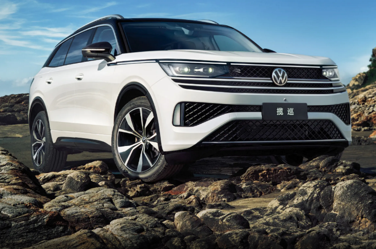 定位一致 風(fēng)格不同 坦克500對(duì)比大眾攬巡 定位一致 風(fēng)格不同 坦克500對(duì)比大眾攬巡