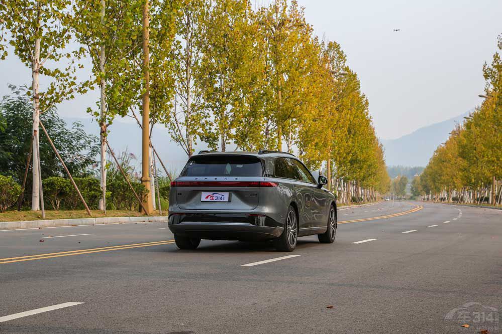 С�iG9��̽�U�� �l���д��ͼ���SUV���x��