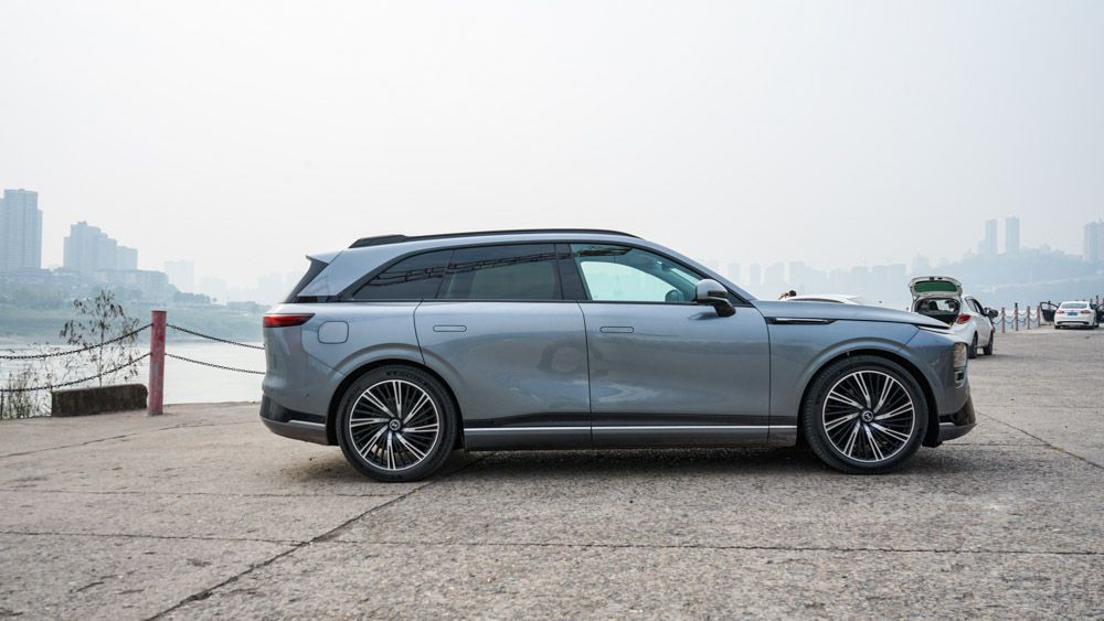 С�iG9��̽�U�� �l���д��ͼ���SUV���x��