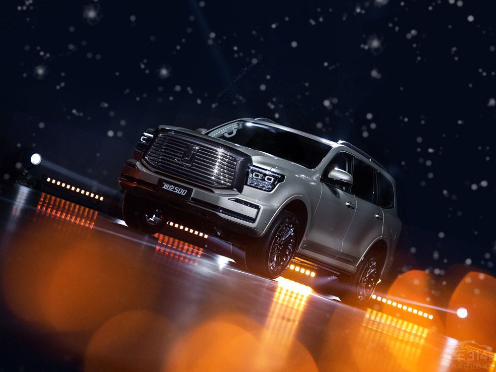 定位一致 風(fēng)格不同 坦克500對(duì)比大眾攬巡 定位一致 風(fēng)格不同 坦克500對(duì)比大眾攬巡