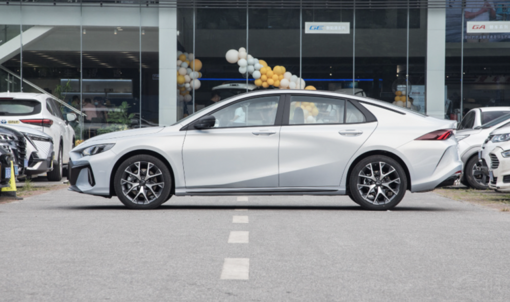 ����Ӱ�����(d��ng)�� �����ܵ��ͺĲ����x���} 