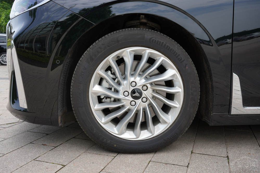 �O�009�͍��D����� �r���F�ĸ�ֵ���I��