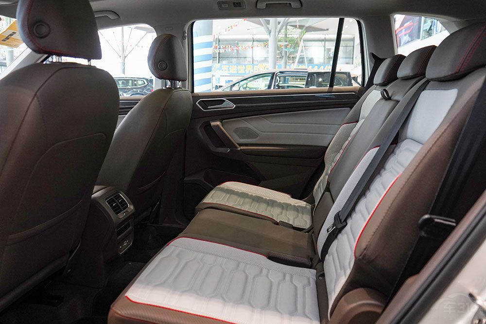 �r���� ����SUV�x�t��HS5߀��;�^L