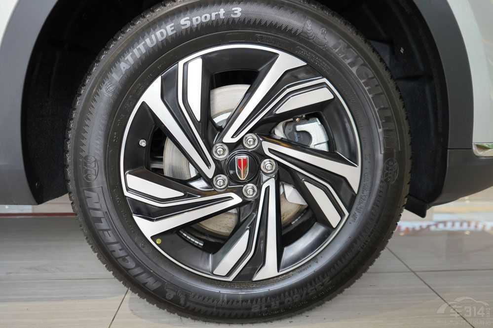 �r���� ����SUV�x�t��HS5߀��;�^L