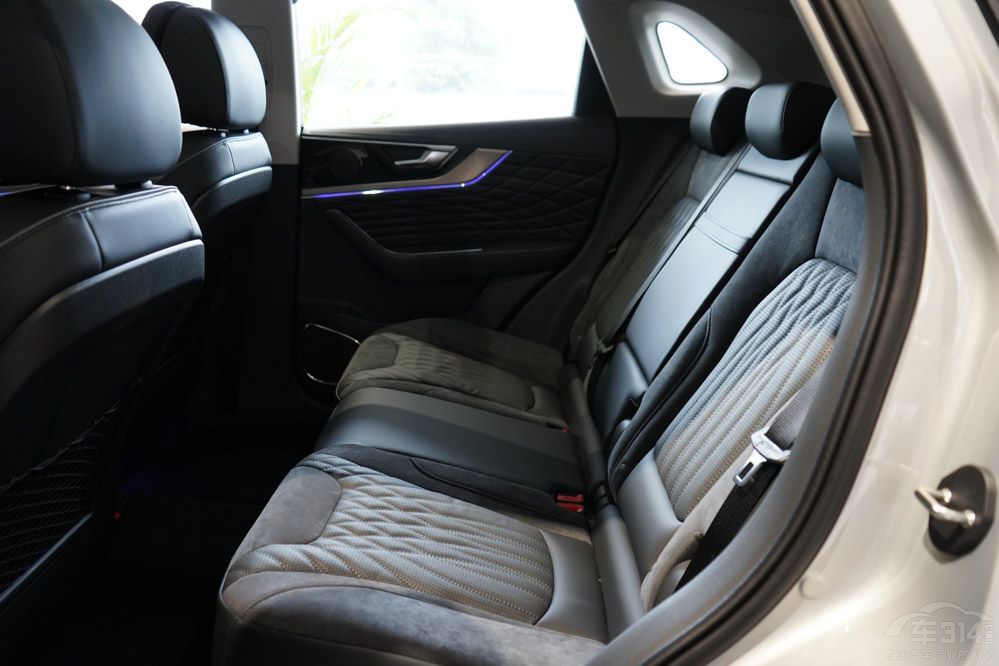 �r���� ����SUV�x�t��HS5߀��;�^L