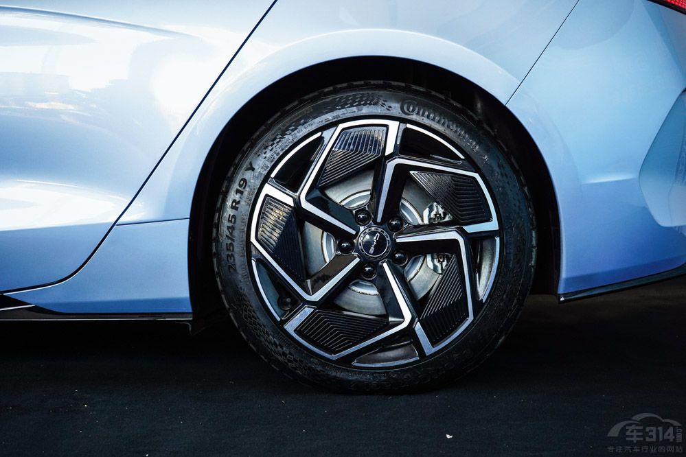 30�f(w��n)���� С�iP7/�L(zh��ng)�����{(l��n)SL03/�����x�l(shu��)