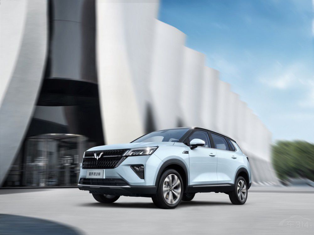 �����ǳ����(d��ng)�桰���ܴ�ȫ��SUV����(bi��o)����(sh��)�N