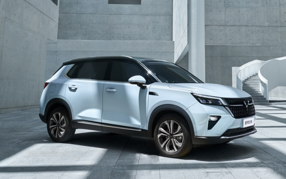 �����ǳ����(d��ng)�桰���ܴ�ȫ��SUV����(bi��o)����(sh��)�N