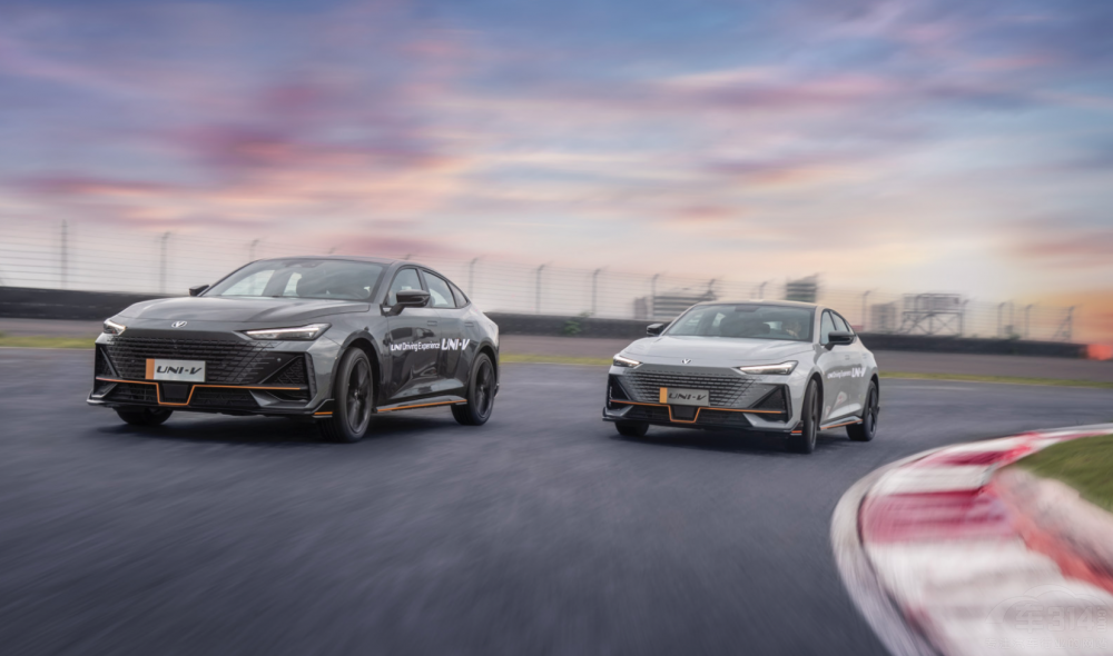 �����I�����L��UNI-V��˼���l��ֵ���x��