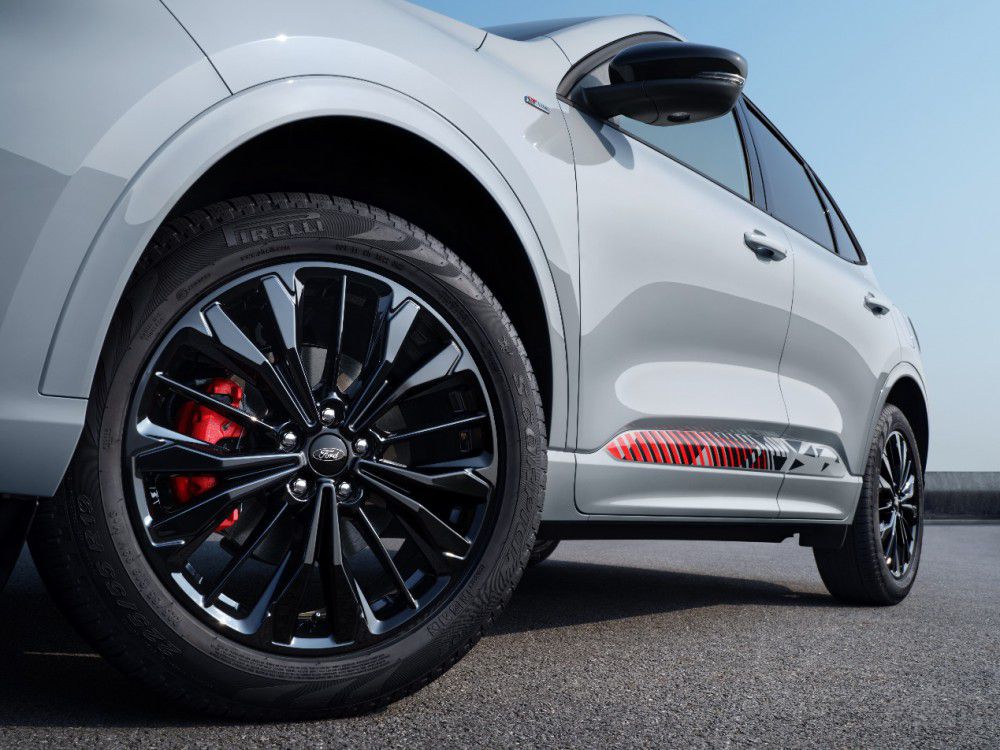 高燃登場 福特銳際縱享款 ST-Line Pro上市 高燃登場 福特銳際縱享款 ST-Line Pro上市