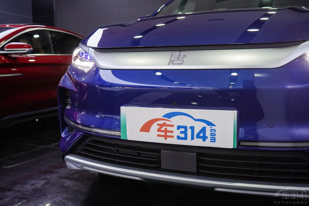 ��EV���Ȇ���M5 EV 30�f�I���܇ԓ�x�l��