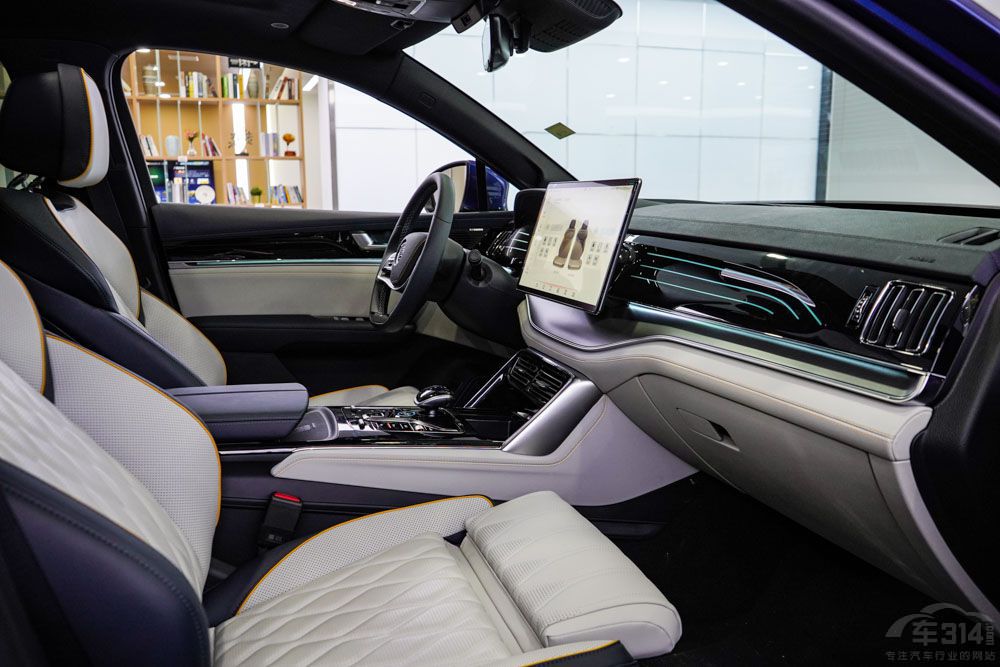 ��EV���Ȇ���M5 EV 30�f�I���܇ԓ�x�l��