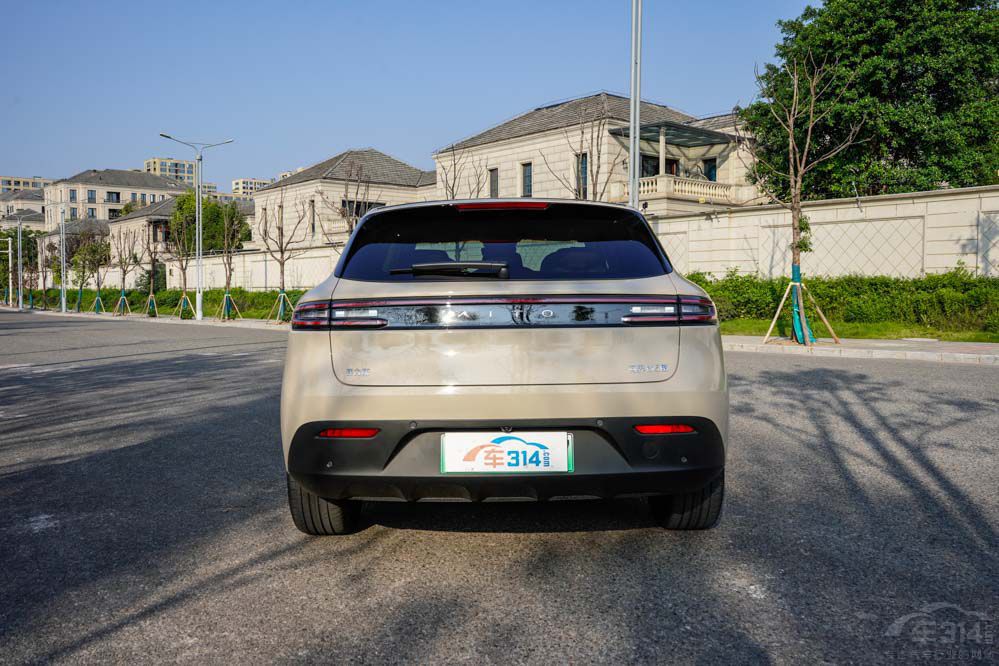 ��EV���Ȇ���M5 EV 30�f�I���܇ԓ�x�l��