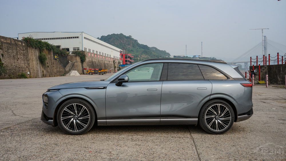 ������SUV�Č�(du��)�Q ε��ES7С�iG9�l(shu��)����(qi��ng)��