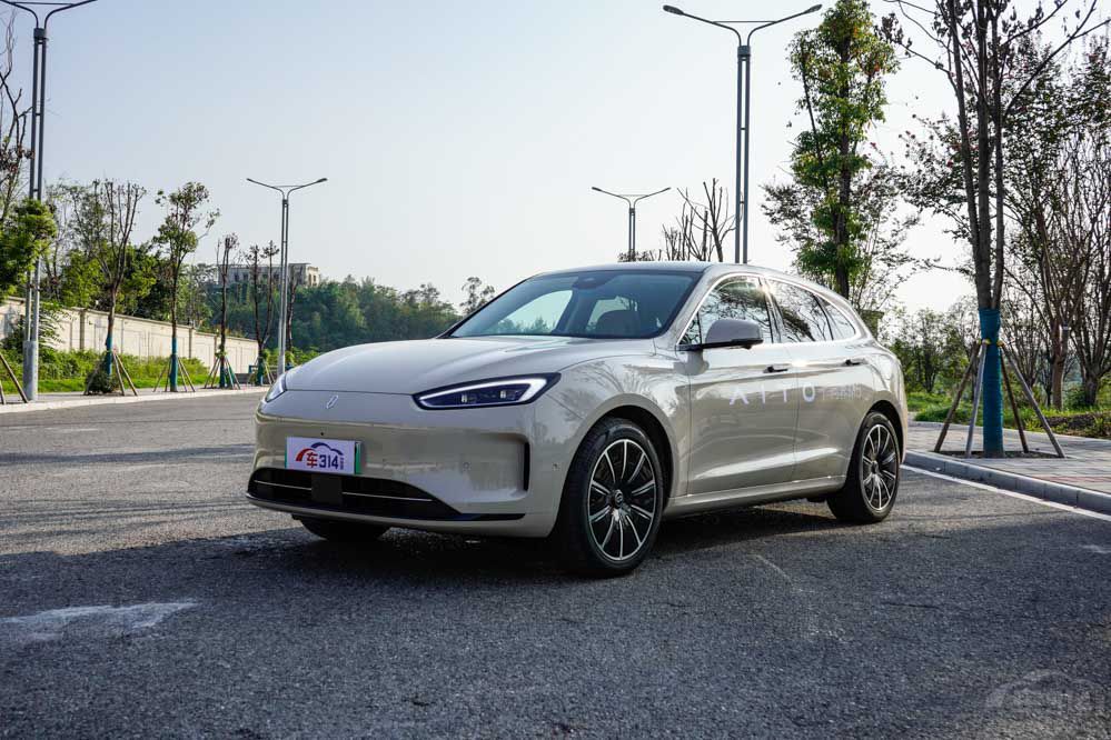 С�iG9�I� �@�Ŀ�SUV��ֵ�Ó��У�