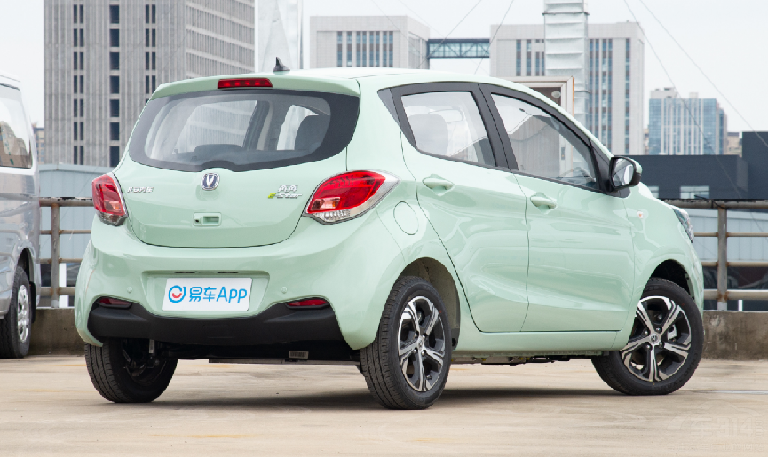 ���΢��܇(ch��)������Air ev���PK����E-star