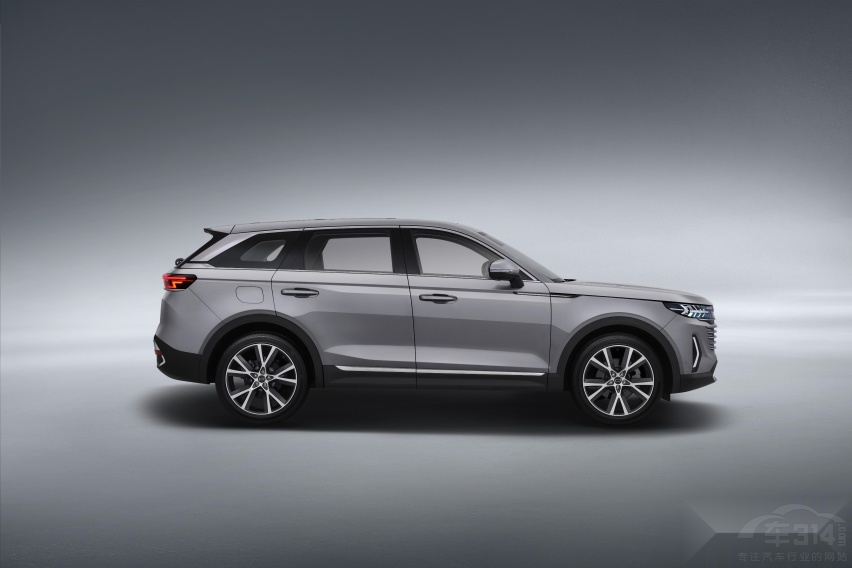 顏值高還有大空間 奔騰T99堪稱滿分選擇 顏值高還有大空間 奔騰T99堪稱滿分選擇