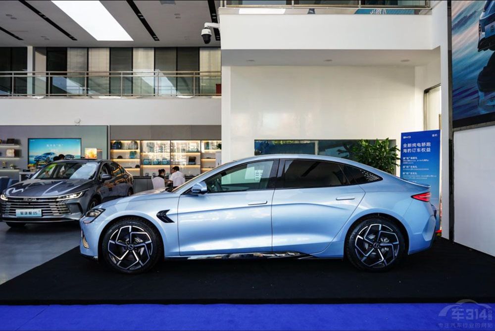 Model 3���r���㲻������i3��������զ�x��