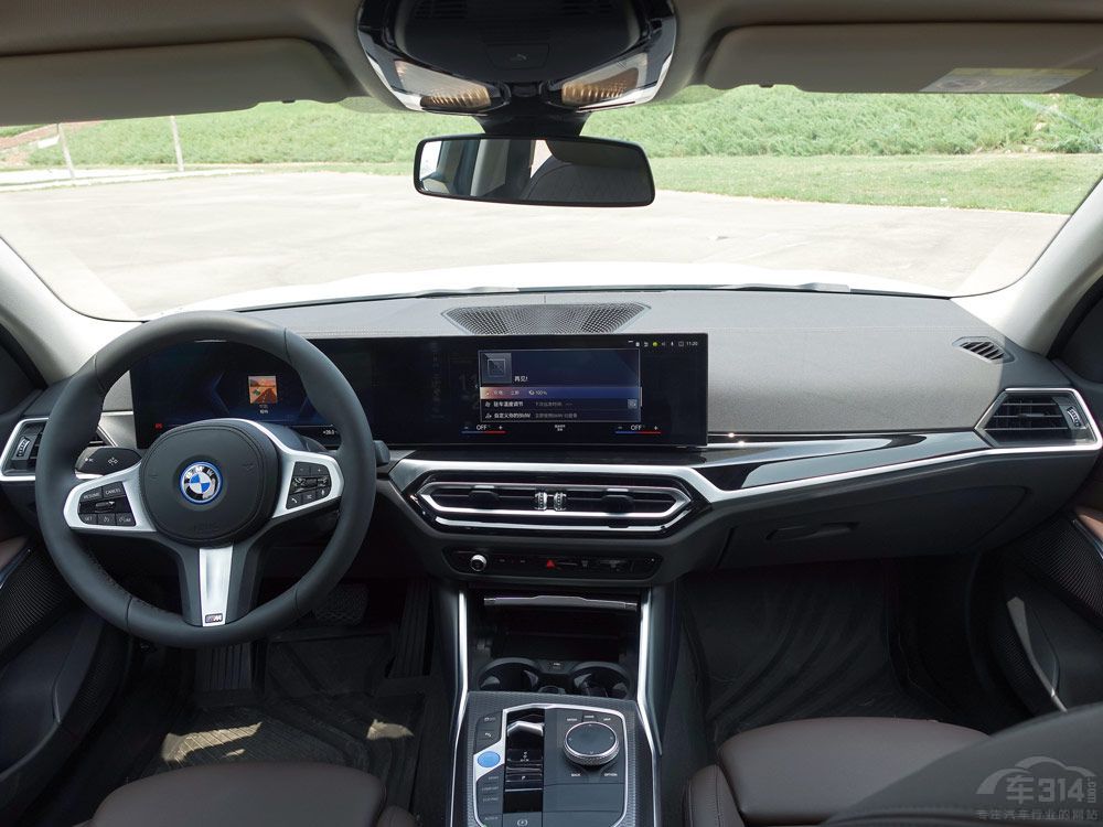 Model 3���r���㲻������i3��������զ�x��