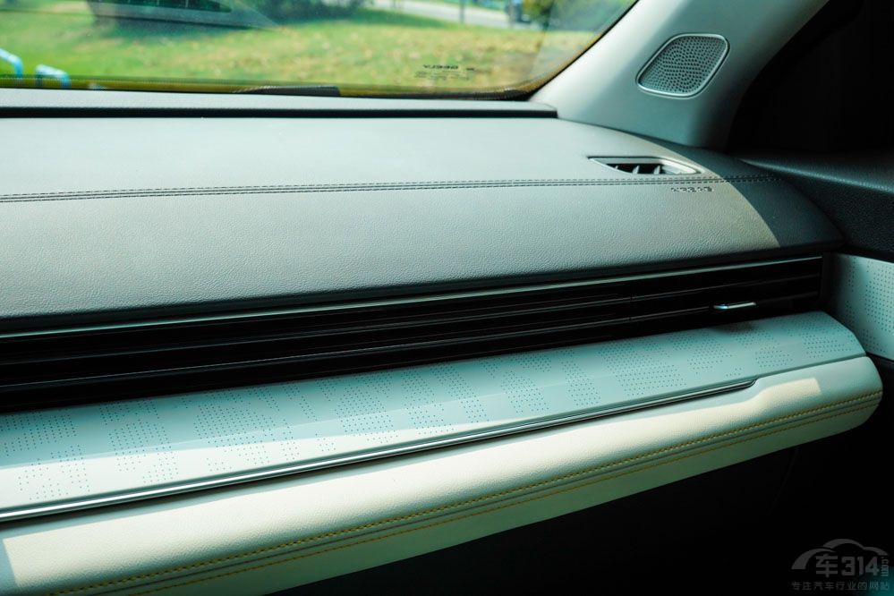 ��PLUS DM-i�͵ۺ�L ����Hi��P�l��������