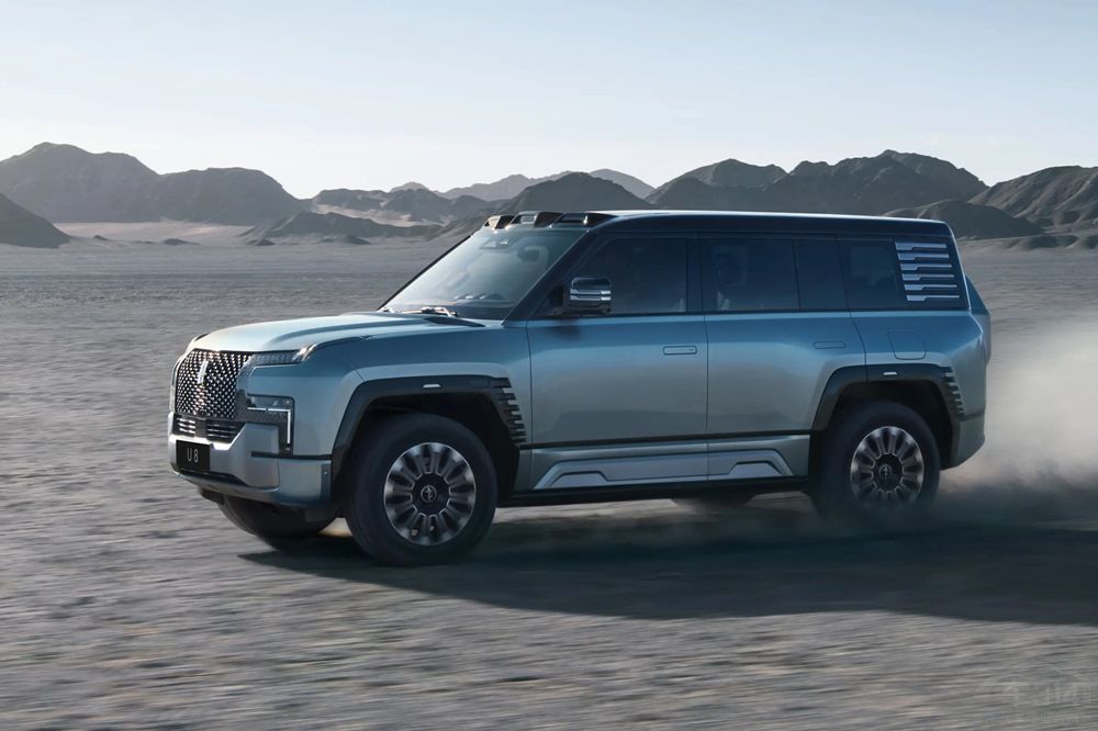 �ȁ��ϰ��f�����ASUVU8�ͳ���U9������