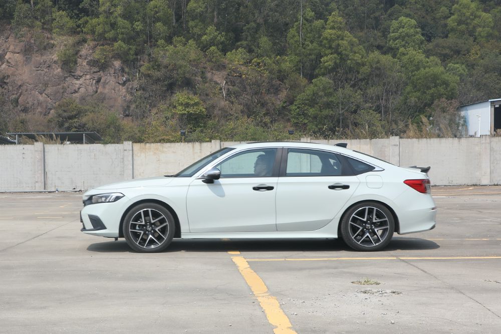 ���(d��ng)�r(sh��)�� զ�x��һ�v��(sh��)�ü�߂�(g��)�Ե��I܇��