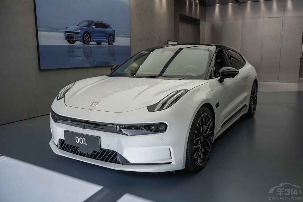 �O�001�ڱ�̫�������͊W��A6Allroad�ȱ�