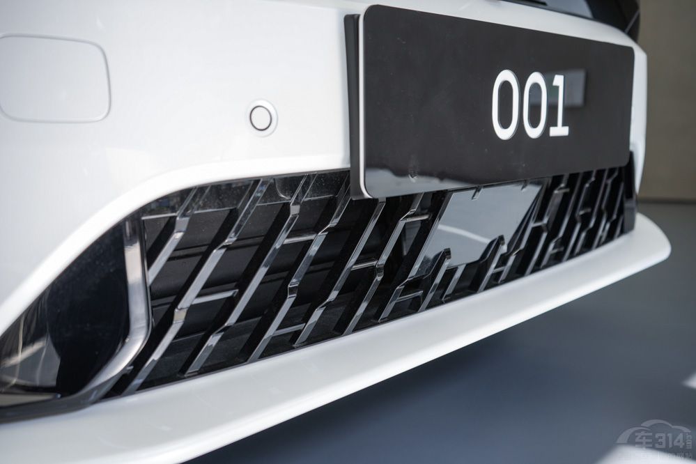 ɵ�Ӳ��I�O�001�����C���I������ٍ��