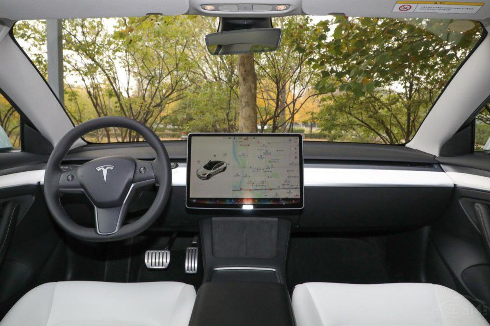 �I�l��������O�001������˹��Model 3P