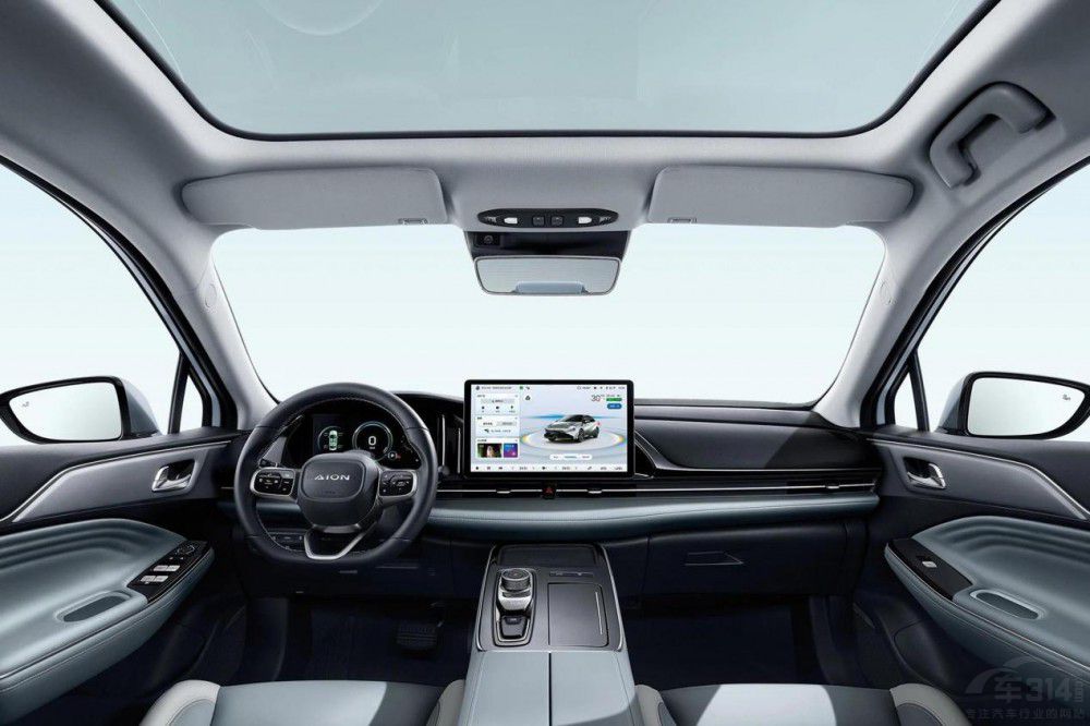 20�f���e���ܼ��I С�iP5��AION S Plus