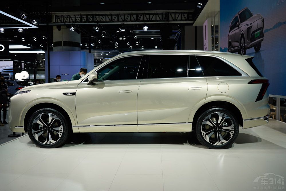 �{ɽ��������L8 ����408X�ЙC�������