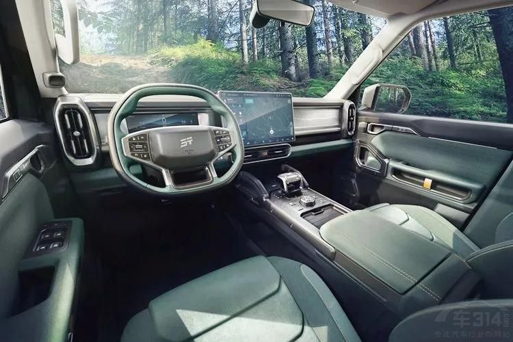 ��������ѽ^�������Ϻ�܇չ3������Ʒ��SUV