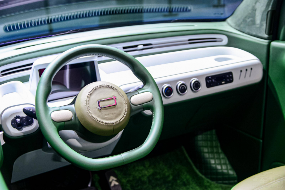 ���p�˵������ ���vС�R�����Ϻ�܇չ��