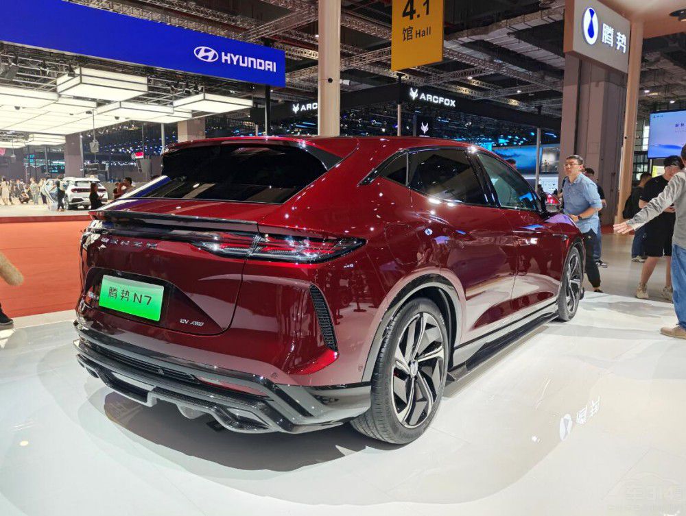 ��Ҫ�\(y��n)��(d��ng)�����Ϻ�܇չ�����P(gu��n)ע���I��SUV