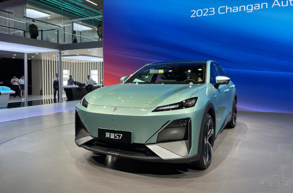 �Ϻ�܇չ�������P(gu��n)ע������SUV܇�ͱP�c(di��n)��