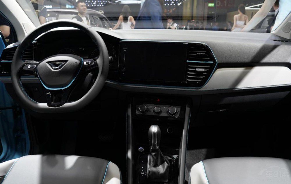 10�f���^�����I �Ϻ�܇չ�ԃr��SUV���]