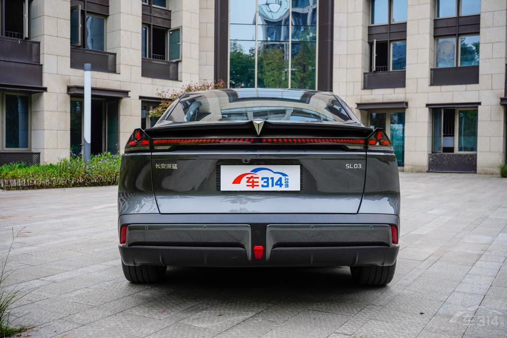 �Ϻ�܇չ�ϵı�����܇ 20��30�fԪզ����