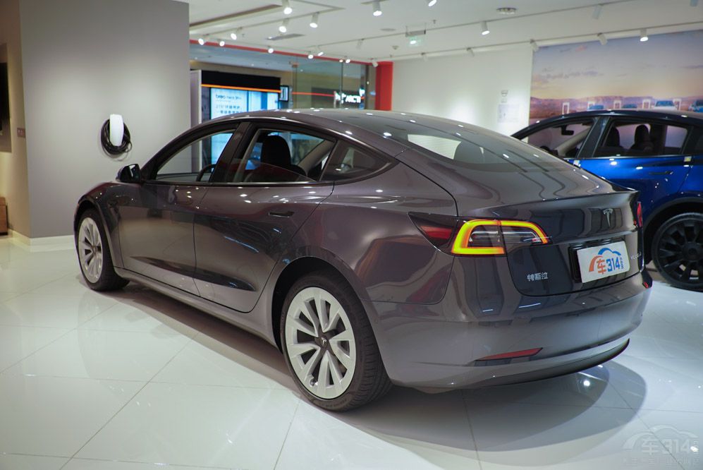 С�iP7i����˹��Model 3��(du��)�� �l(shu��)��ֵ���I(m��i)��