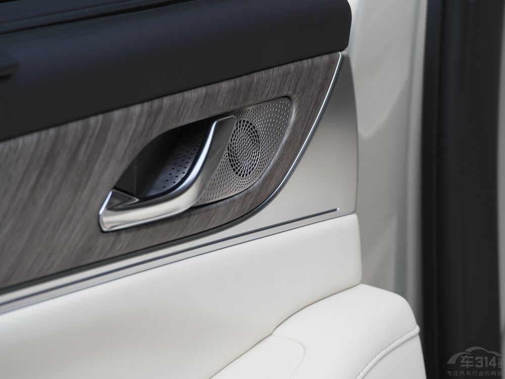 ���̰�܇(ch��)�����x ����L8 ��(du��)���{(l��n)ɽDHT-PHEV