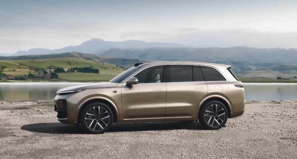 ���̰�܇(ch��)�����x ����L8 ��(du��)���{(l��n)ɽDHT-PHEV