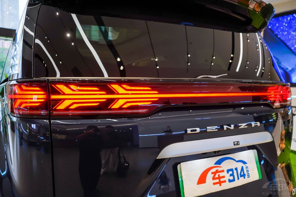 ����GL8 �ٿ�D9 �l(f��)�F(xi��n)�˄e�˺��v�ݵĲ��