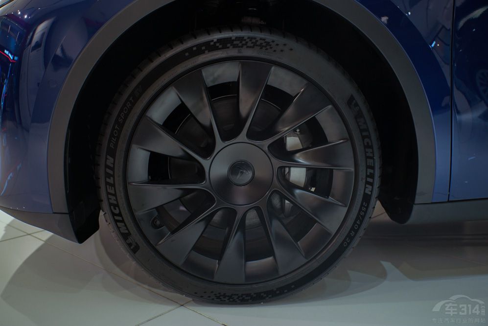 С�iG6������˹��Model Y �l������һ�I��