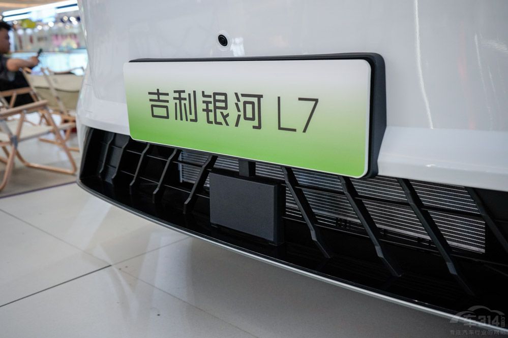 �y��L7����RAV4�s���p��E+ ����@ô��