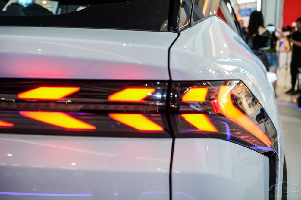 �y��L7����RAV4�s���p��E+ ����@ô����