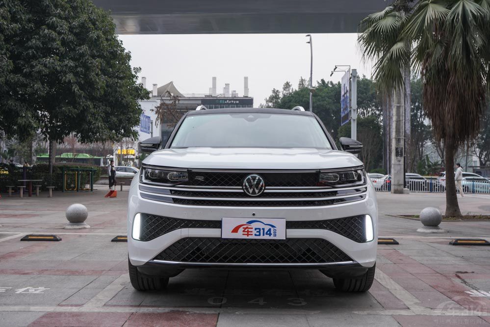 ��Ʒ�|(zh��)����SUV֮������;�����c�󱊔�Ѳ