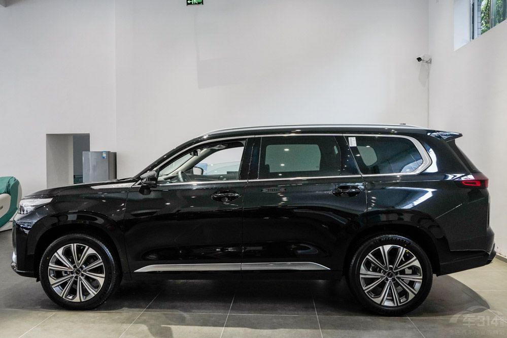 ��Ʒ�|(zh��)����SUV֮������;�����c�󱊔�Ѳ