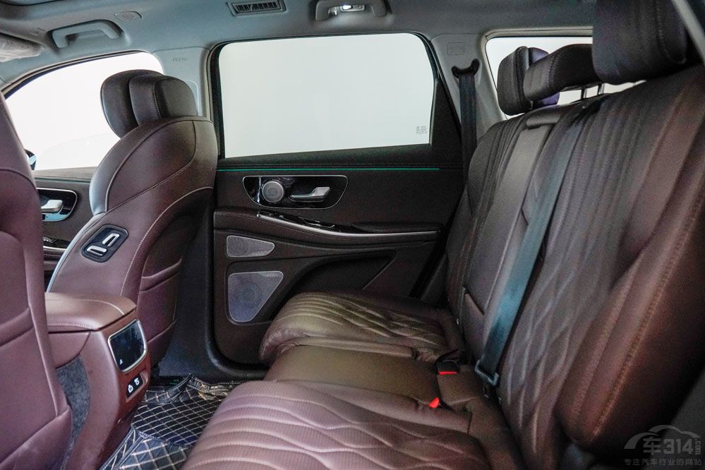 ��Ʒ�|(zh��)����SUV֮������;�����c�󱊔�Ѳ