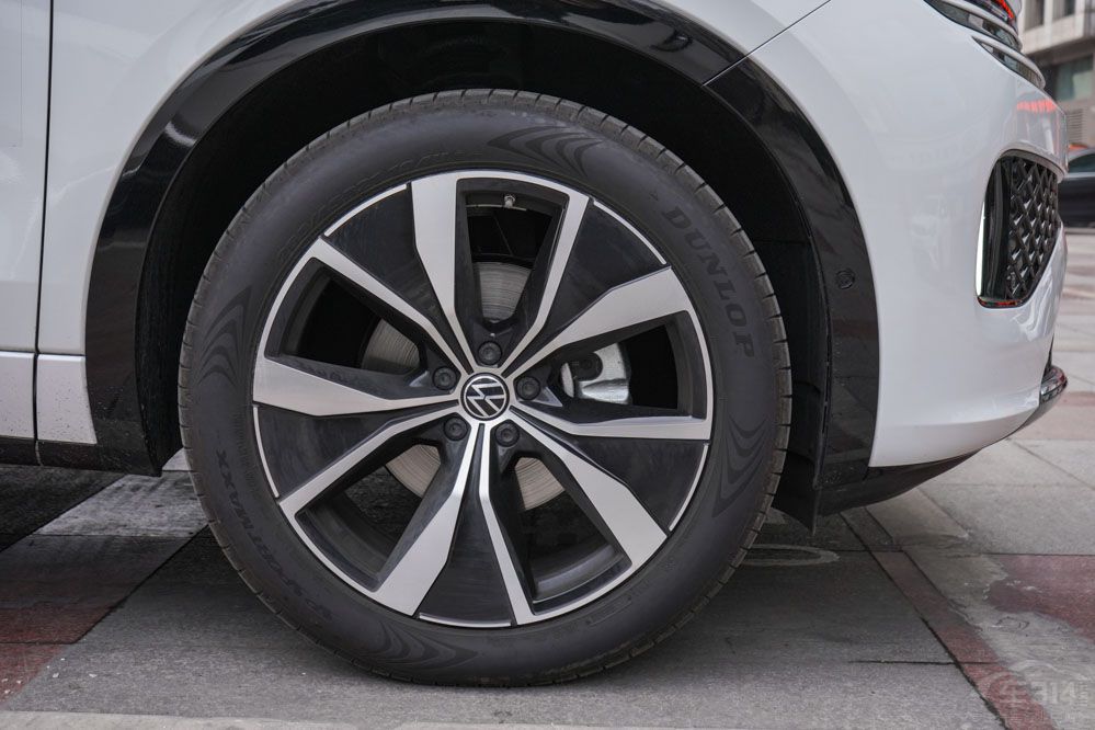 ��Ʒ�|(zh��)����SUV֮������;�����c�󱊔�Ѳ