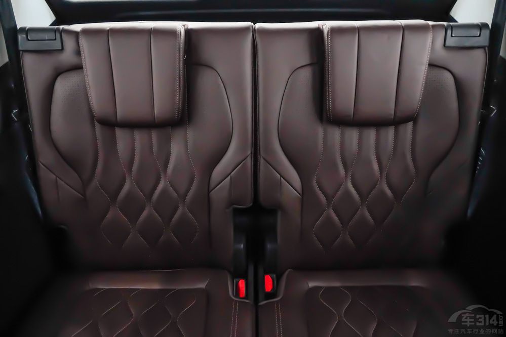 ��Ʒ�|(zh��)����SUV֮������;�����c�󱊔�Ѳ